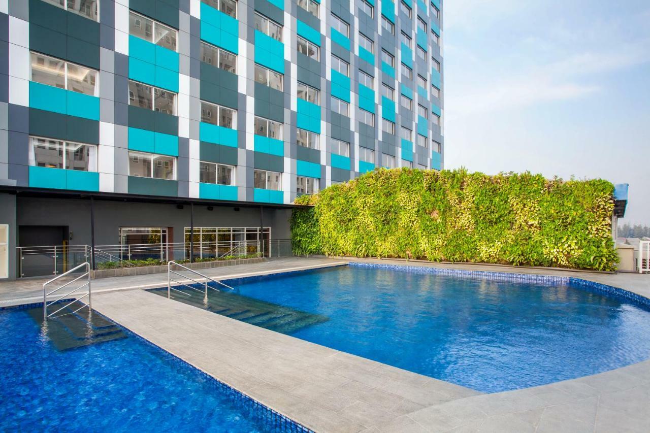 Ibis Styles Bekasi Jatibening Hotel Exterior photo